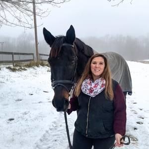 Meet your Posher, Stephanie